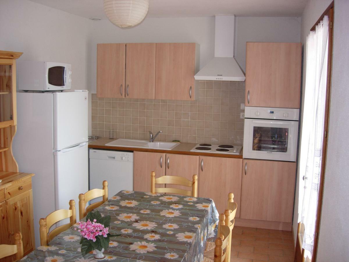Location De Gites Les Sources Chambonas/Les Vans Bilik gambar