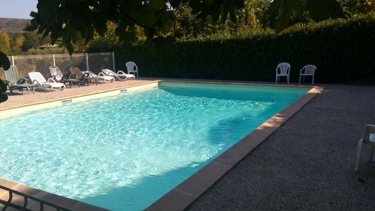 Location De Gites Les Sources Chambonas/Les Vans Luaran gambar